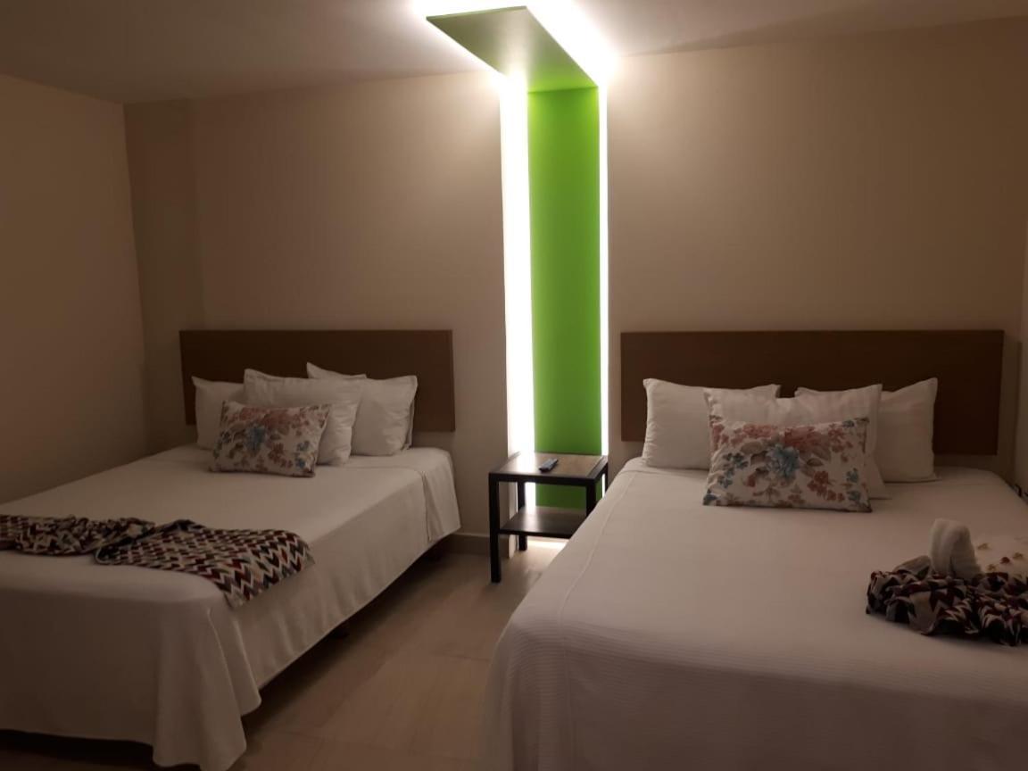 Brisas 10 Beachside Suites Cancún Exteriér fotografie