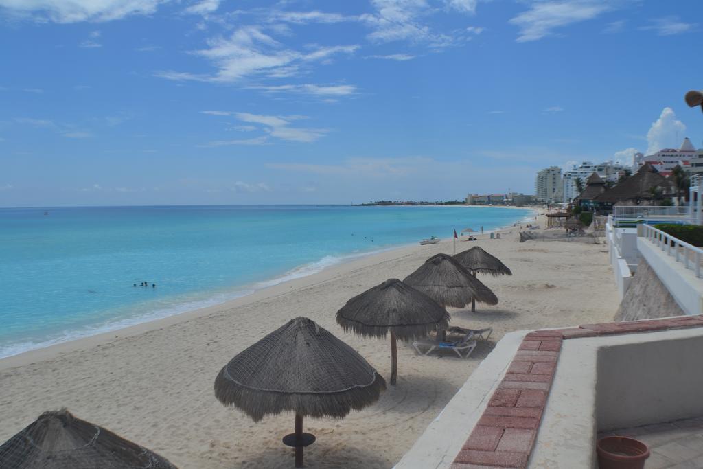 Brisas 10 Beachside Suites Cancún Exteriér fotografie
