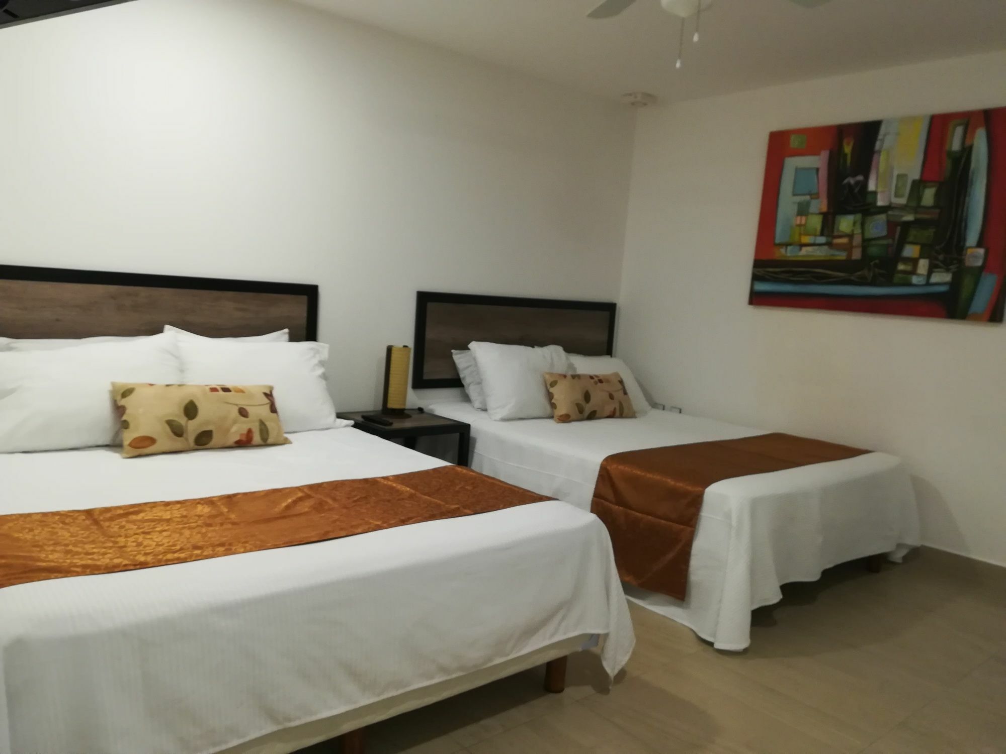 Brisas 10 Beachside Suites Cancún Exteriér fotografie