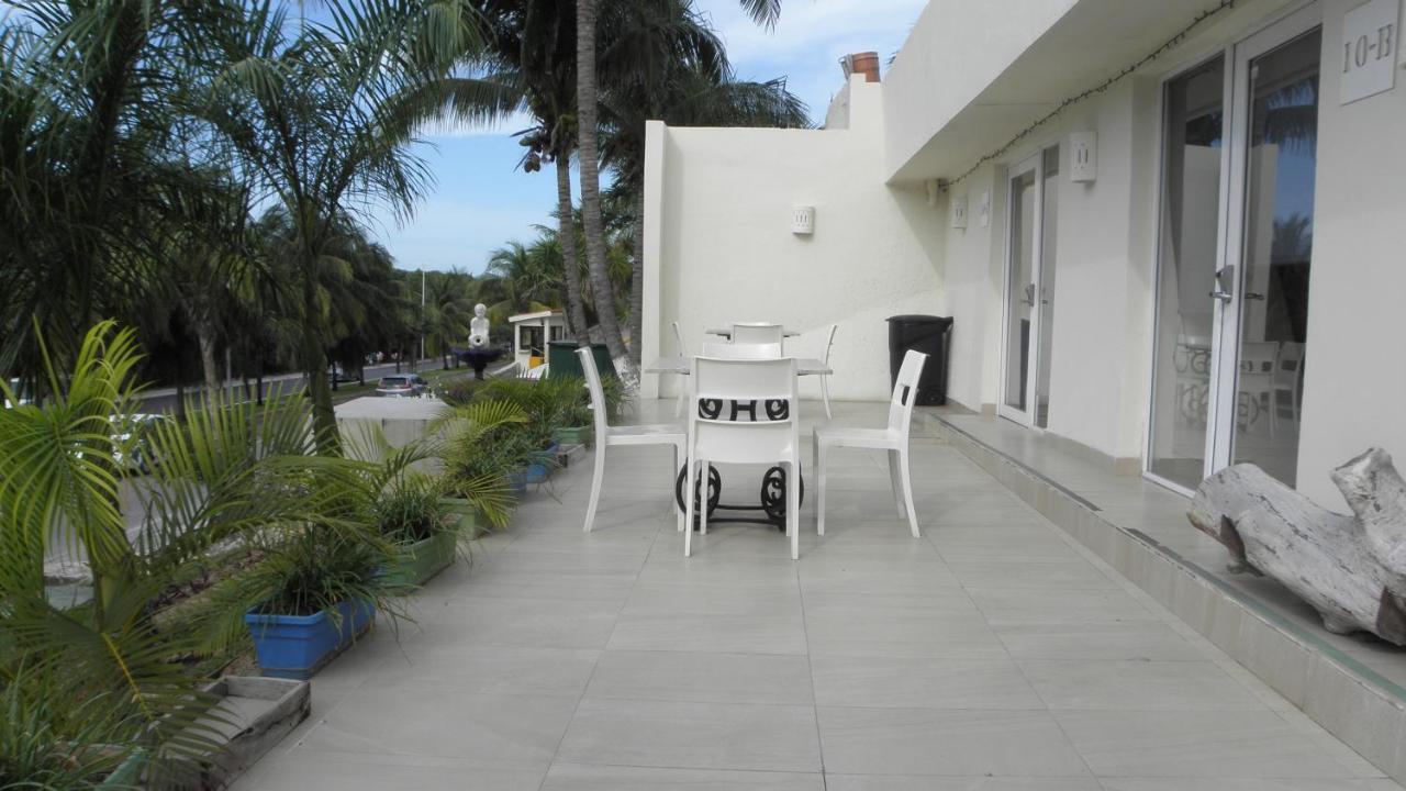 Brisas 10 Beachside Suites Cancún Exteriér fotografie